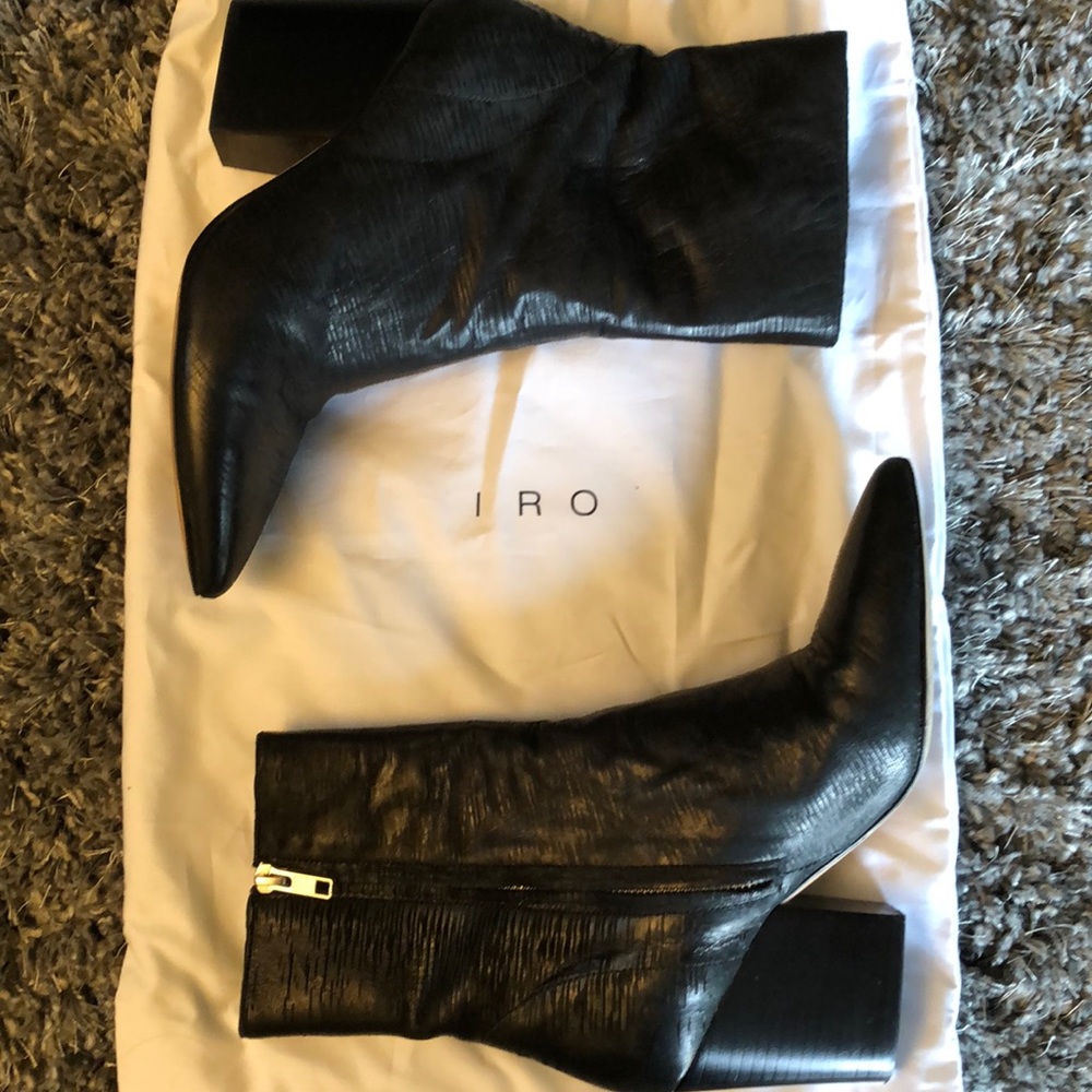 IRO Sliced Nubuck Ankle Boots in Black